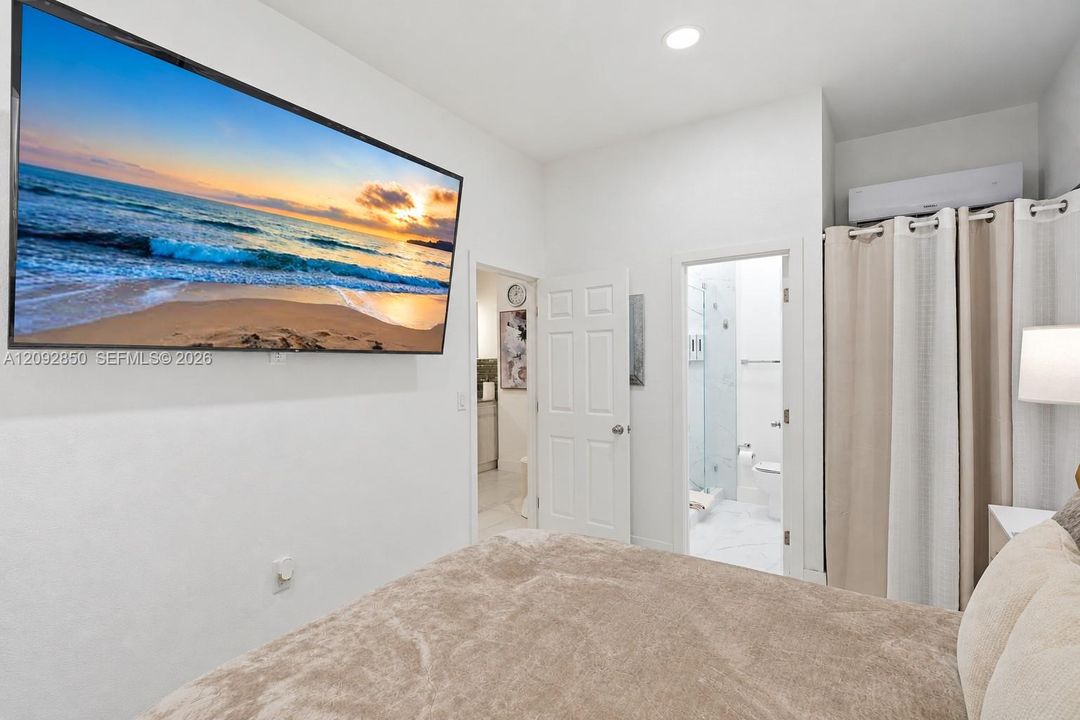 For Sale: $865,000 (4 beds, 3 baths, 2107 Square Feet)