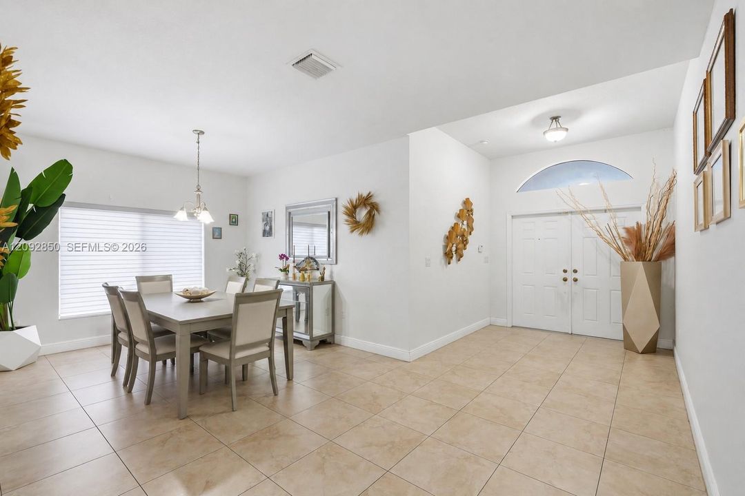For Sale: $865,000 (4 beds, 3 baths, 2107 Square Feet)