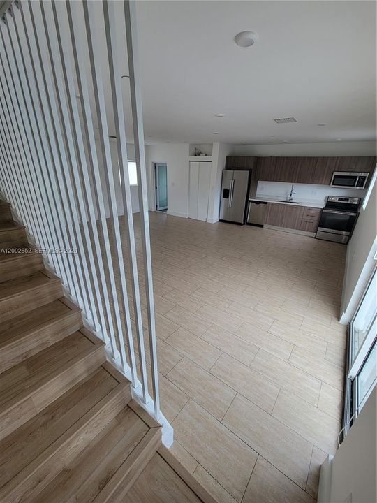 В аренду: $2,800 (3 спален, 2 ванн, 1400 Квадратных фут)