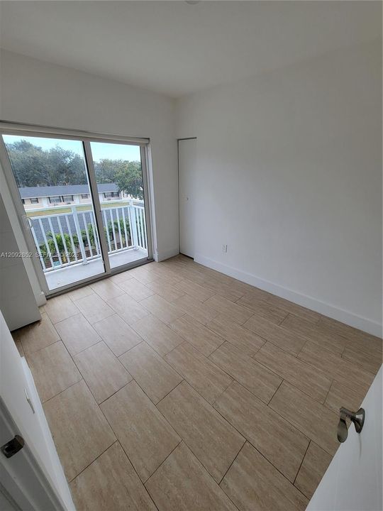 В аренду: $2,800 (3 спален, 2 ванн, 1400 Квадратных фут)