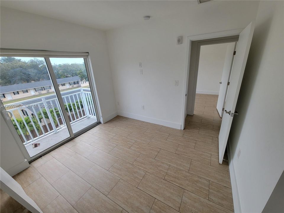 В аренду: $2,800 (3 спален, 2 ванн, 1400 Квадратных фут)