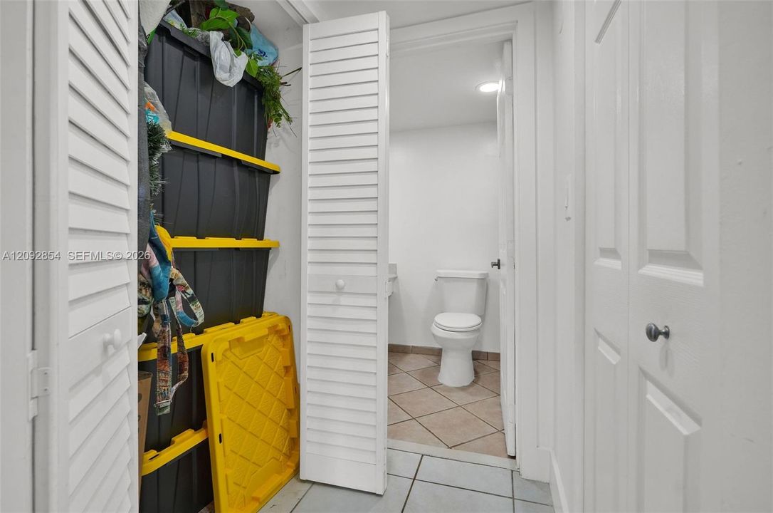 En Venta: $359,000 (1 camas, 1 baños, 910 Pies cuadrados)
