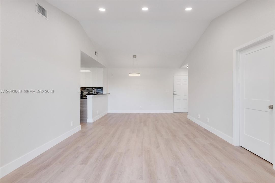 En Renta: $2,350 (2 camas, 2 baños, 1029 Pies cuadrados)