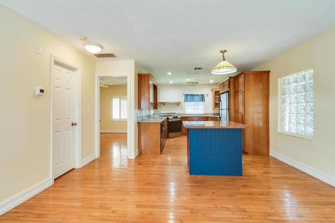 second floor dining area