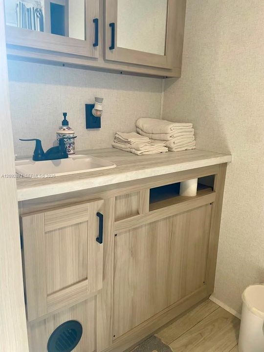В аренду: $1,500 (1 спален, 1 ванн, 1840 Квадратных фут)