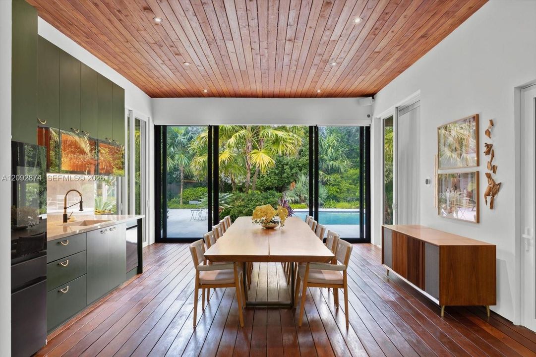 Gourmet Area