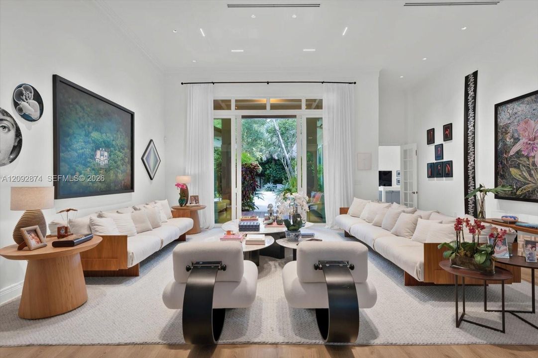 En Venta: $10,900,000 (6 camas, 5 baños, 5185 Pies cuadrados)