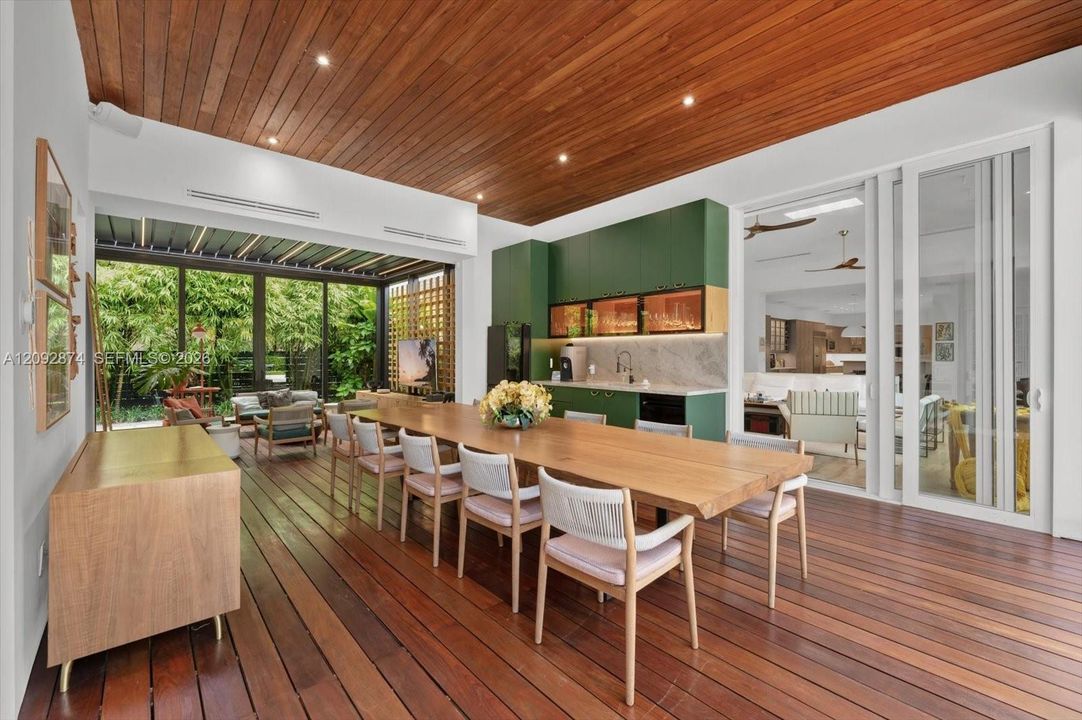 Gourmet Area