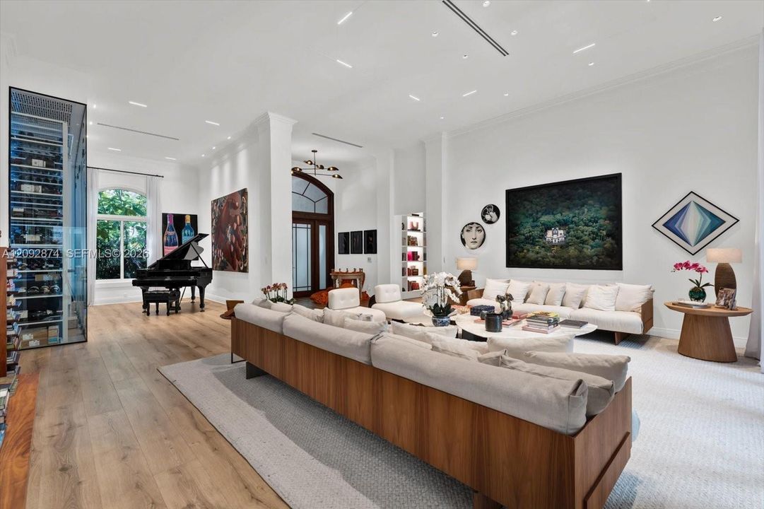 En Venta: $10,900,000 (6 camas, 5 baños, 5185 Pies cuadrados)