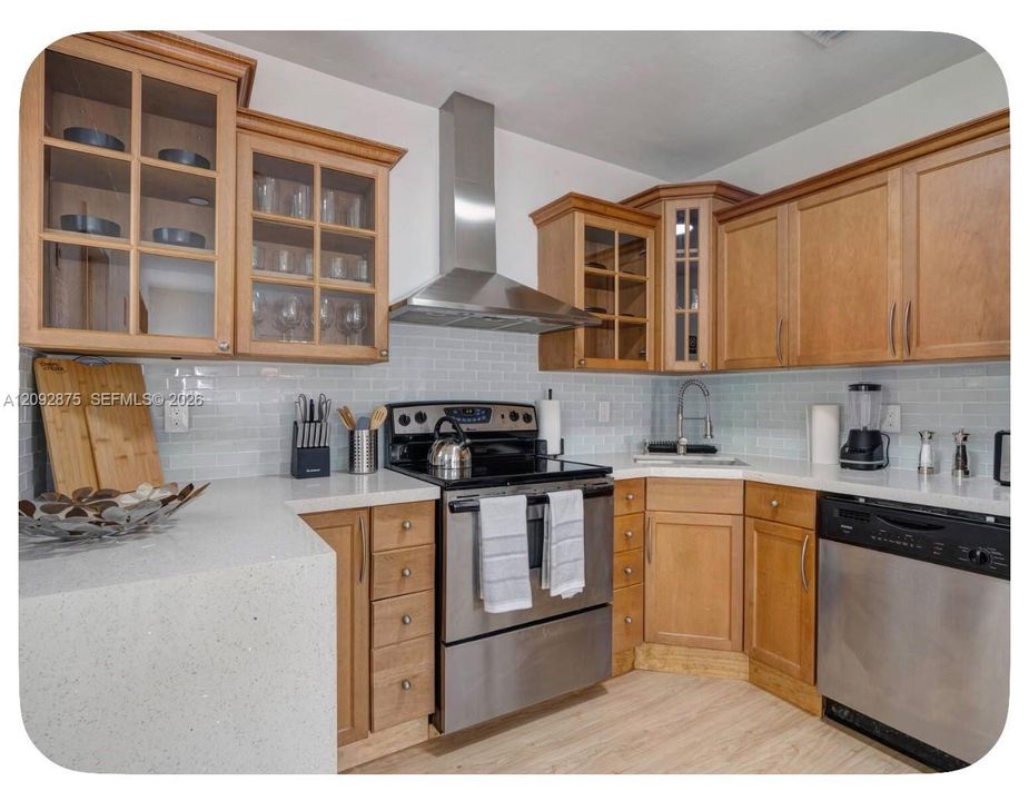 En Venta: $680,000 (3 camas, 1 baños, 1000 Pies cuadrados)