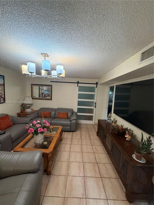 Active With Contract: $529,999 (3 beds, 2 baths, 1458 Square Feet)