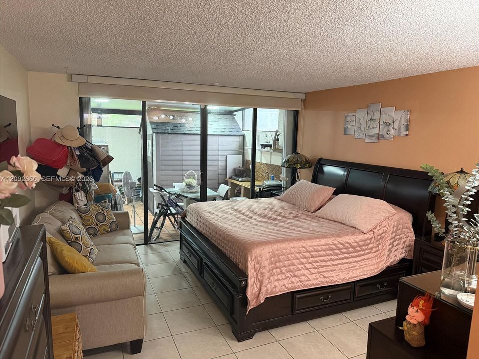 Active With Contract: $529,999 (3 beds, 2 baths, 1458 Square Feet)