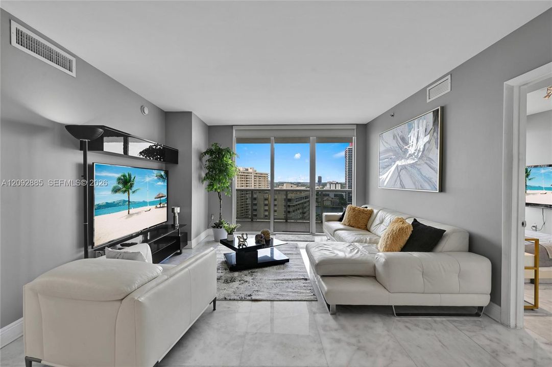For Rent: $6,500 (3 beds, 3 baths, 1571 Square Feet)
