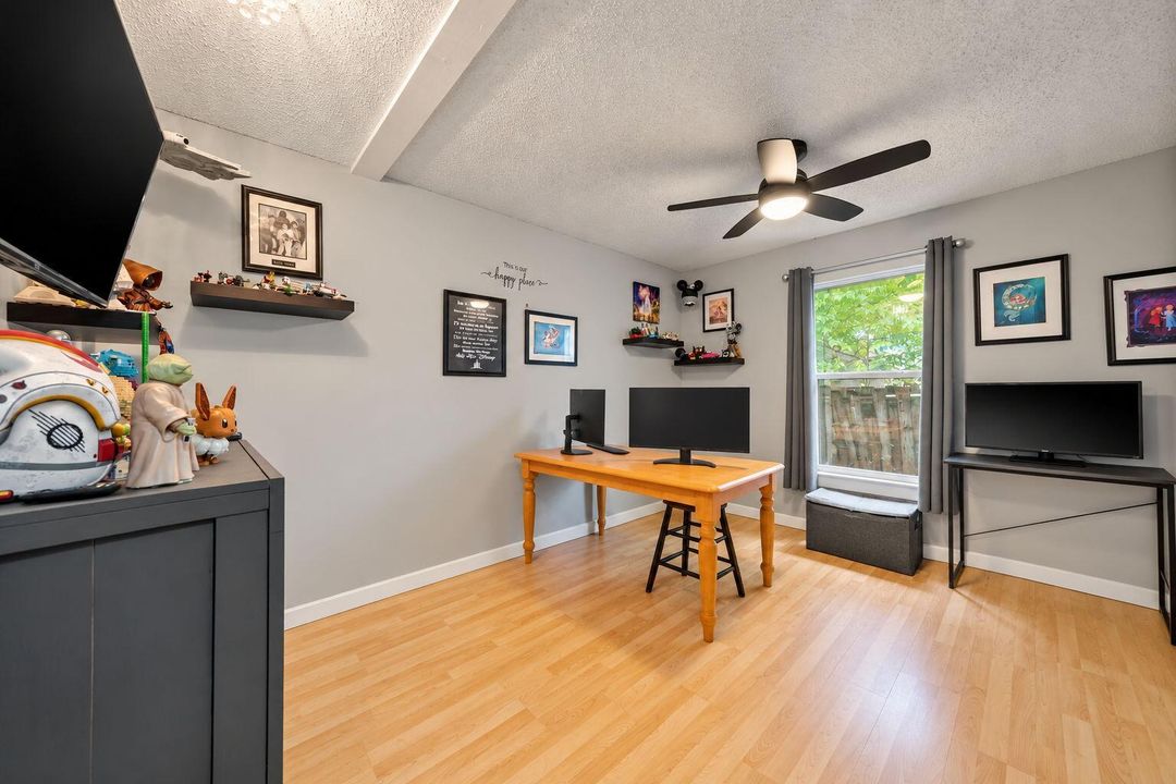 22-web-or-mls-Office