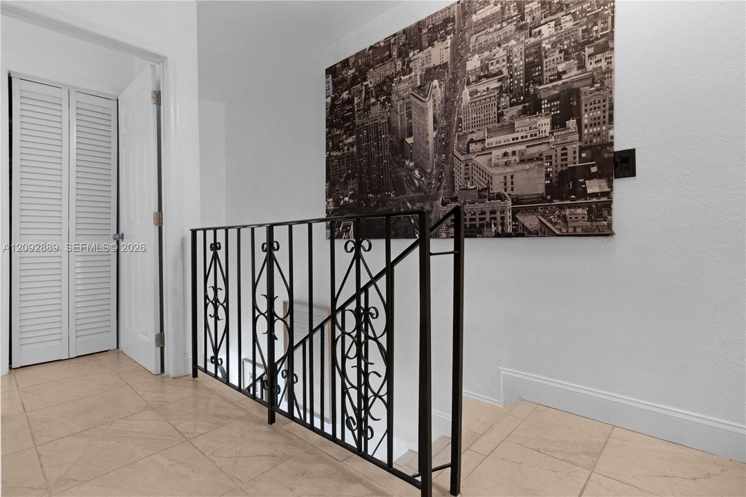 For Rent: $5,200 (3 beds, 2 baths, 1632 Square Feet)