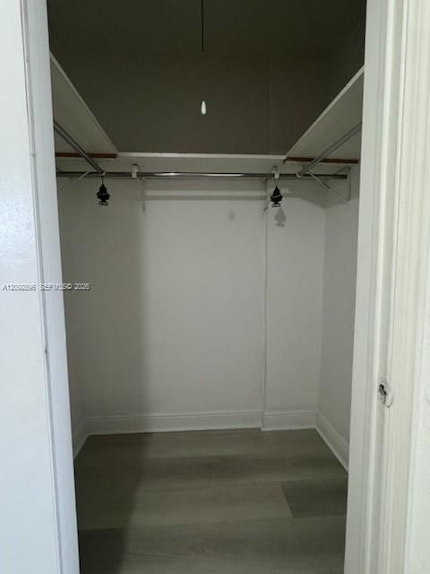 For Rent: $1,750 (1 beds, 1 baths, 7638 Square Feet)