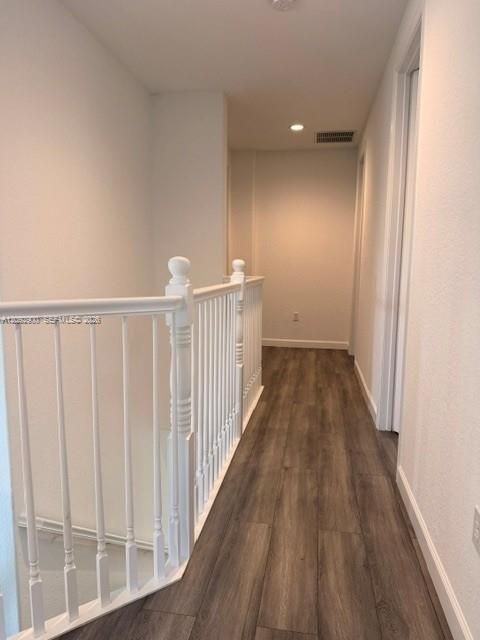 В аренду: $7,500 (5 спален, 4 ванн, 4149 Квадратных фут)