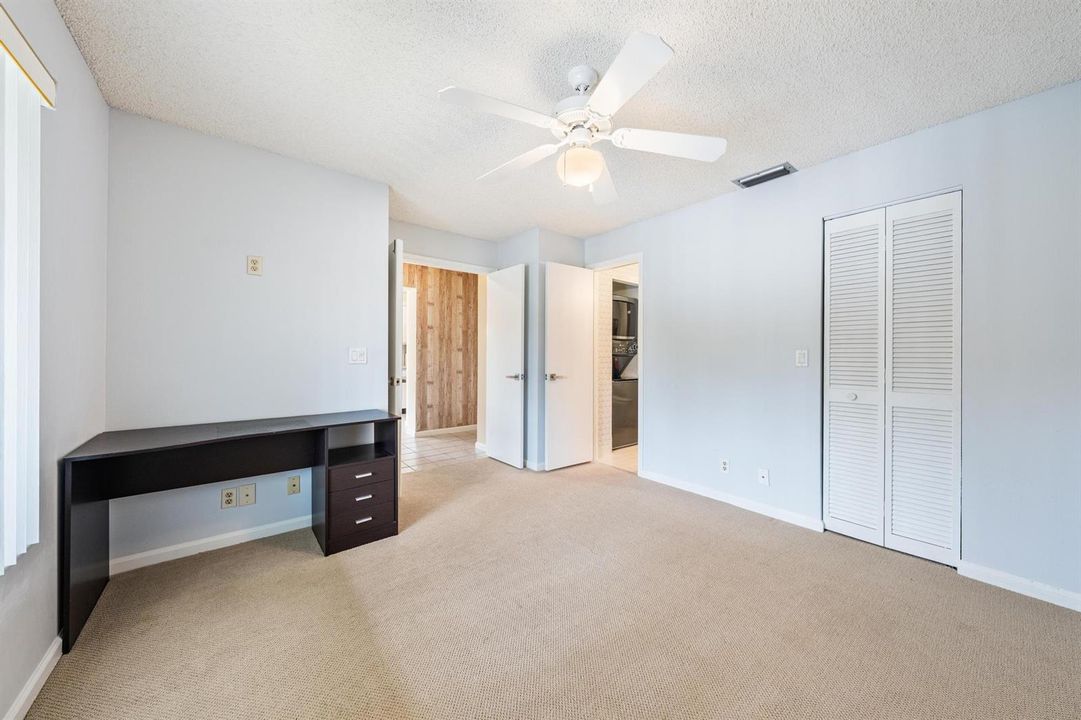 10101 Mangrove Dr. Apt 201-4
