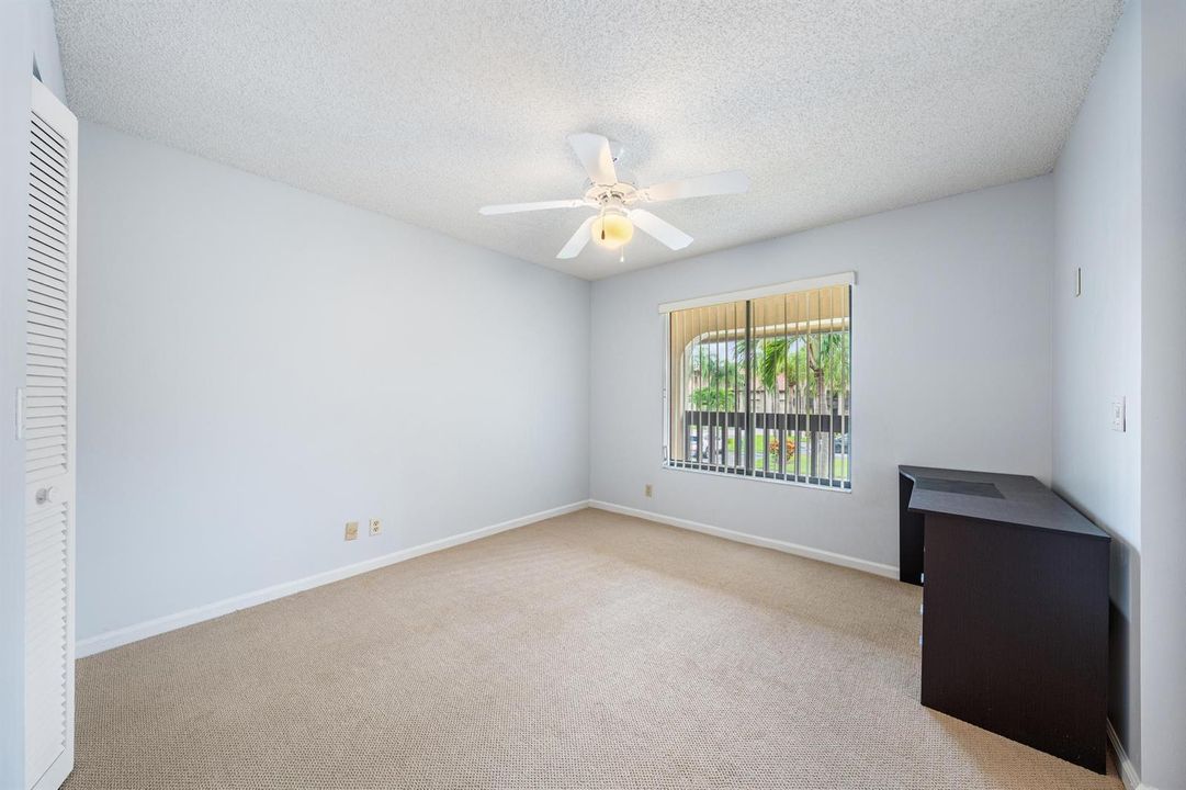 10101 Mangrove Dr. Apt 201-1