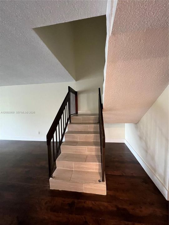 En Renta: $2,700 (3 camas, 2 baños, 1540 Pies cuadrados)