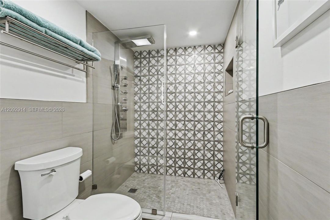 В аренду: $3,000 (1 спален, 1 ванн, 1088 Квадратных фут)