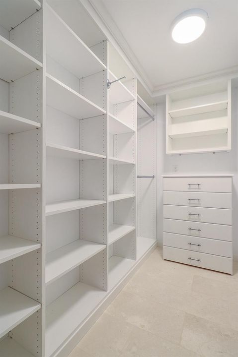 40-Closet