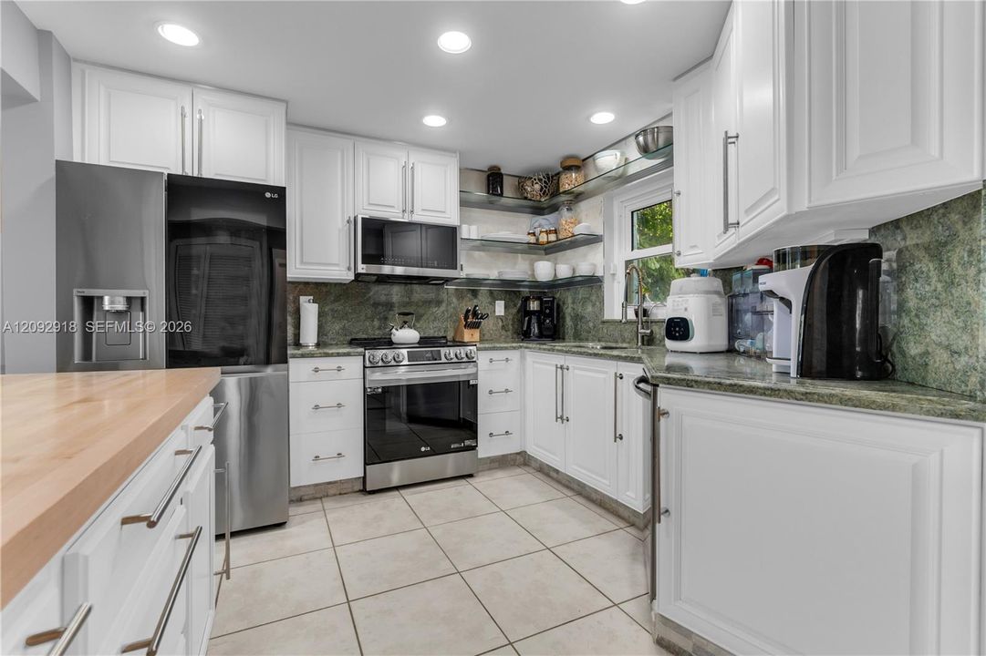 For Rent: $7,850 (3 beds, 2 baths, 1760 Square Feet)