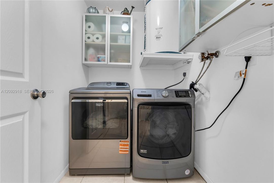 For Rent: $7,850 (3 beds, 2 baths, 1760 Square Feet)