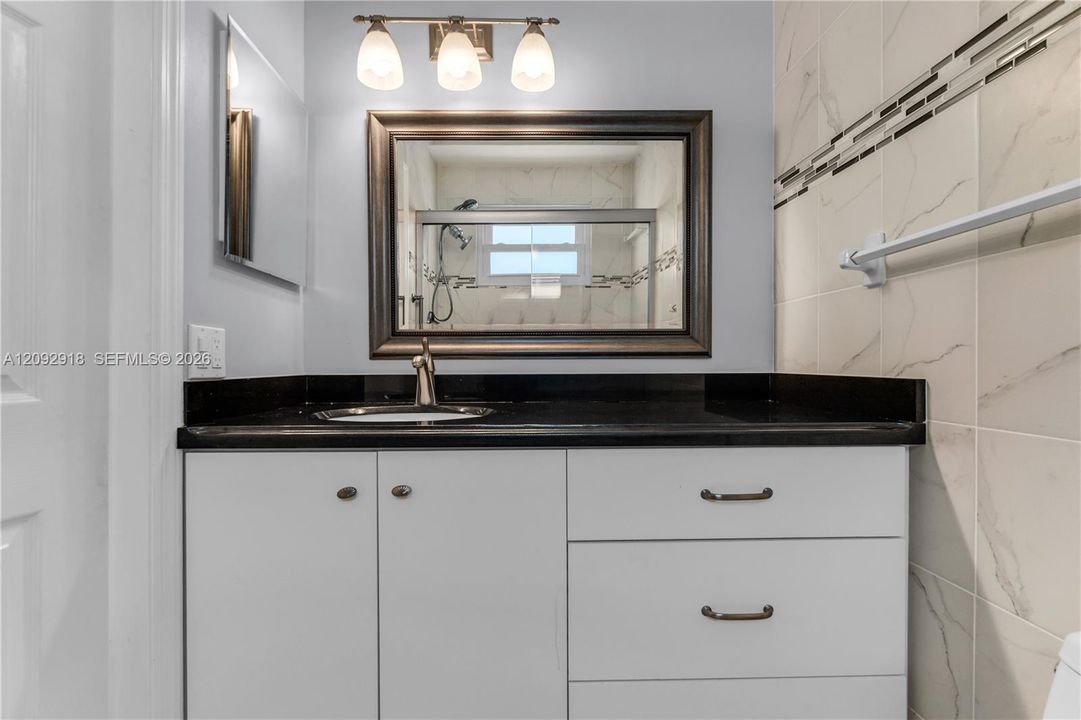 For Rent: $7,850 (3 beds, 2 baths, 1760 Square Feet)