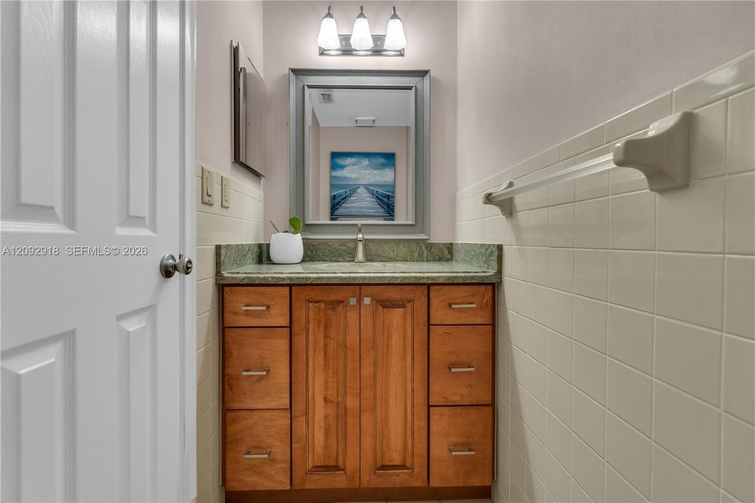 For Rent: $7,850 (3 beds, 2 baths, 1760 Square Feet)