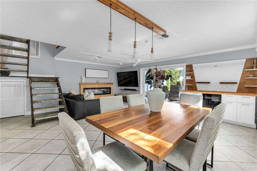 For Rent: $7,850 (3 beds, 2 baths, 1760 Square Feet)