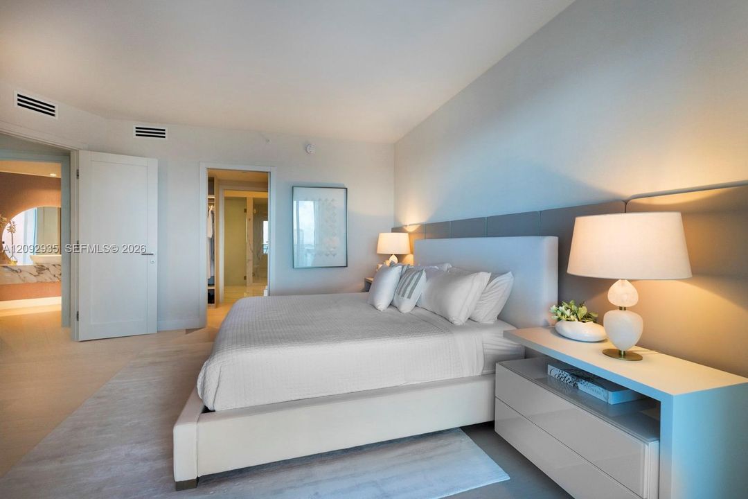 For Sale: $4,750,000 (2 beds, 2 baths, 2040 Square Feet)