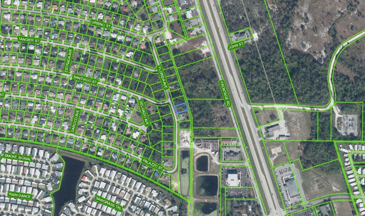 На продажу: $25,900 (0.23 acres)