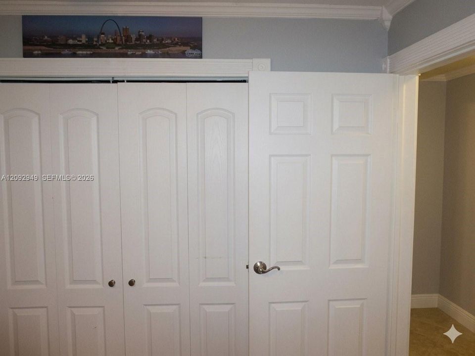For Sale: $549,900 (3 beds, 2 baths, 1433 Square Feet)