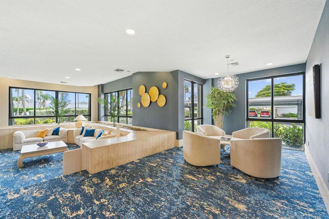33_ft. pierce + n hwy + lobby 01