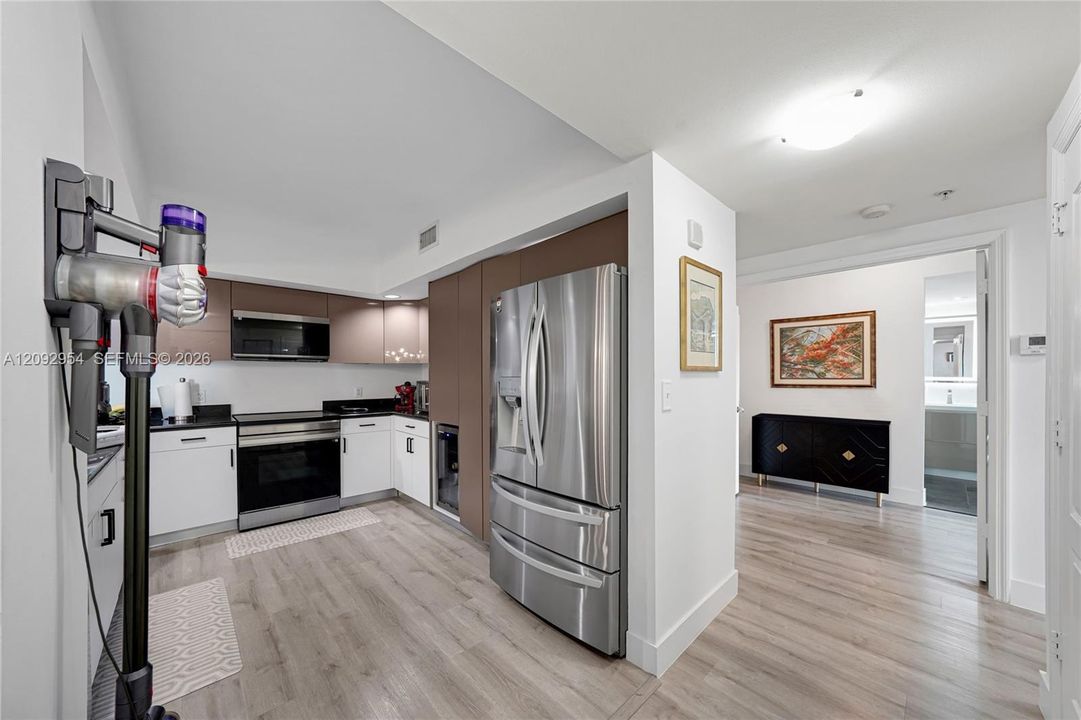 En Venta: $589,900 (2 camas, 2 baños, 1558 Pies cuadrados)