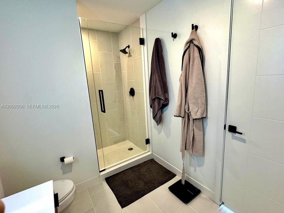 В аренду: $4,167 (2 спален, 2 ванн, 1099 Квадратных фут)
