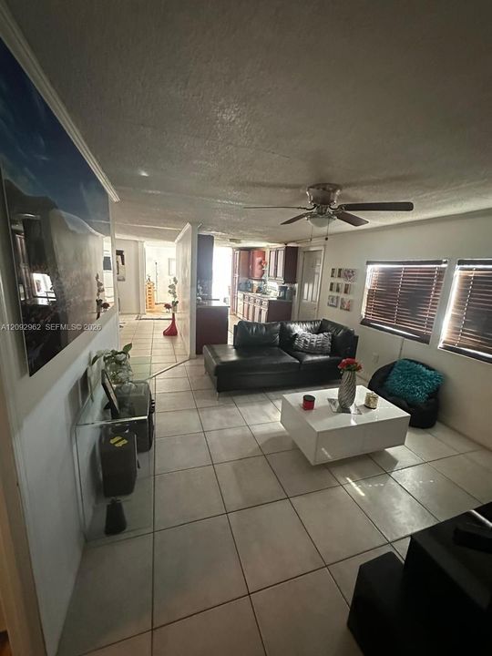 For Sale: $300,000 (3 beds, 2 baths, 1374 Square Feet)