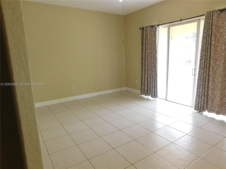 For Rent: $3,800 (4 beds, 2 baths, 2884 Square Feet)