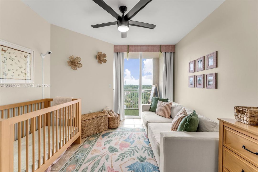For Sale: $510,000 (2 beds, 2 baths, 1296 Square Feet)