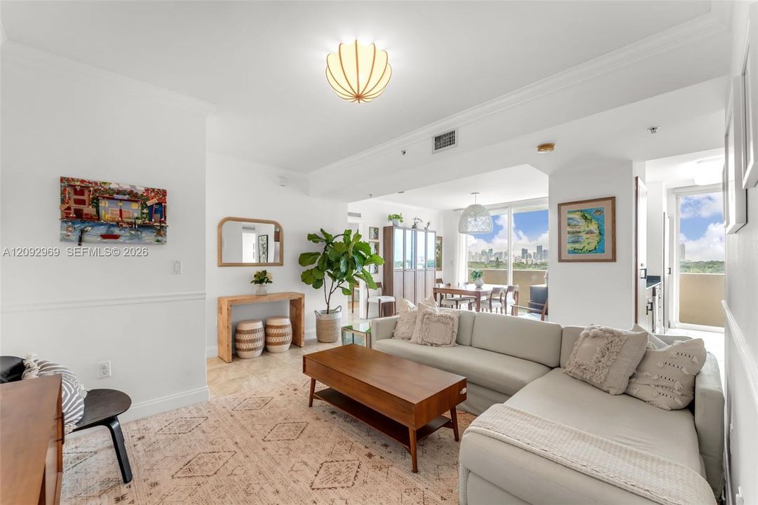 For Sale: $510,000 (2 beds, 2 baths, 1296 Square Feet)