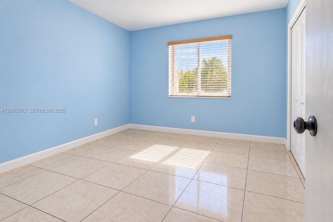 En Venta: $650,000 (3 camas, 2 baños, 1636 Pies cuadrados)