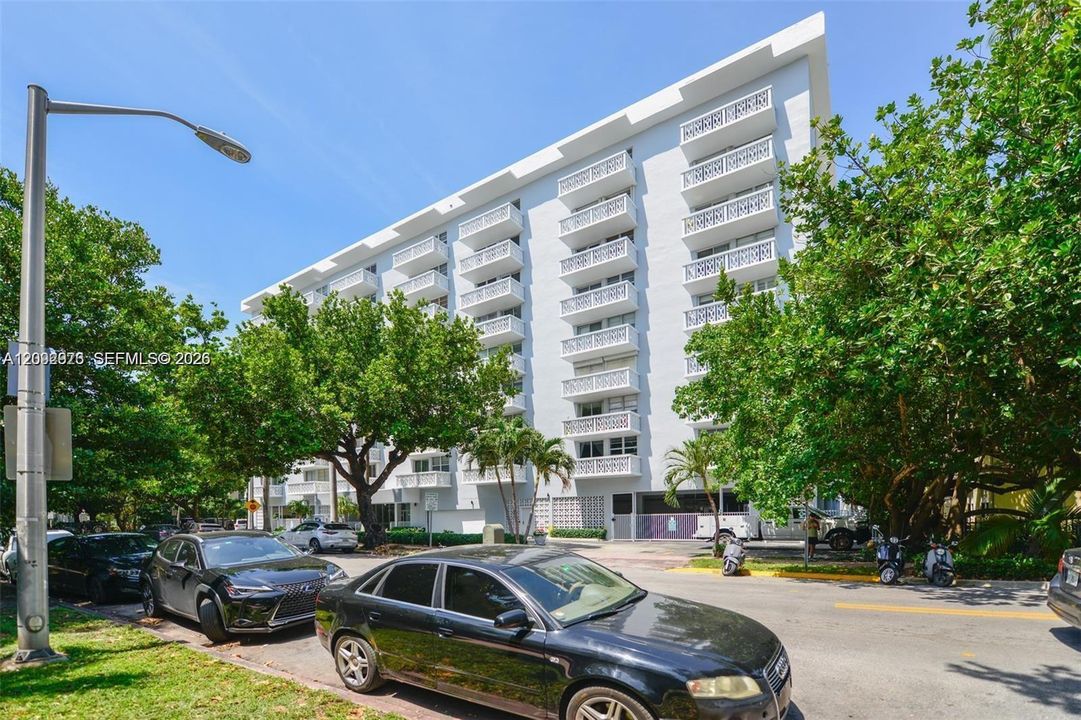 В аренду: $2,900 (1 спален, 1 ванн, 785 Квадратных фут)
