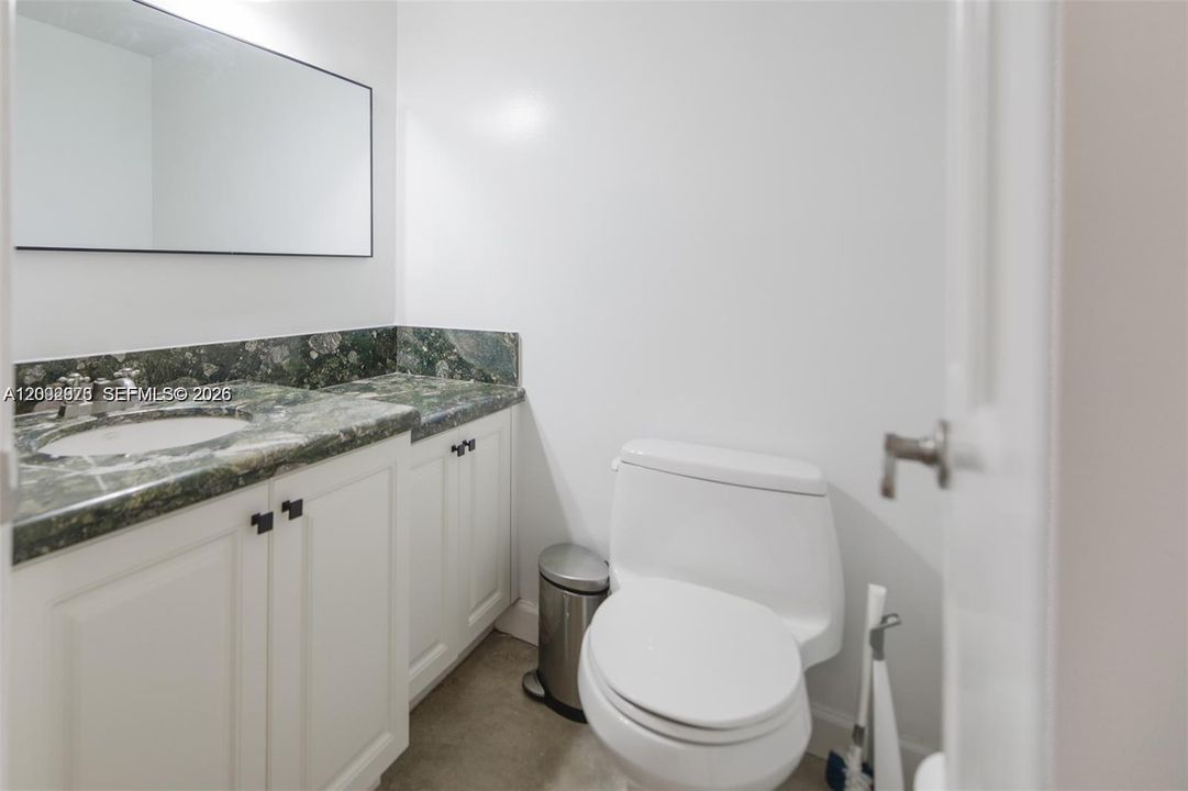 В аренду: $2,900 (1 спален, 1 ванн, 785 Квадратных фут)