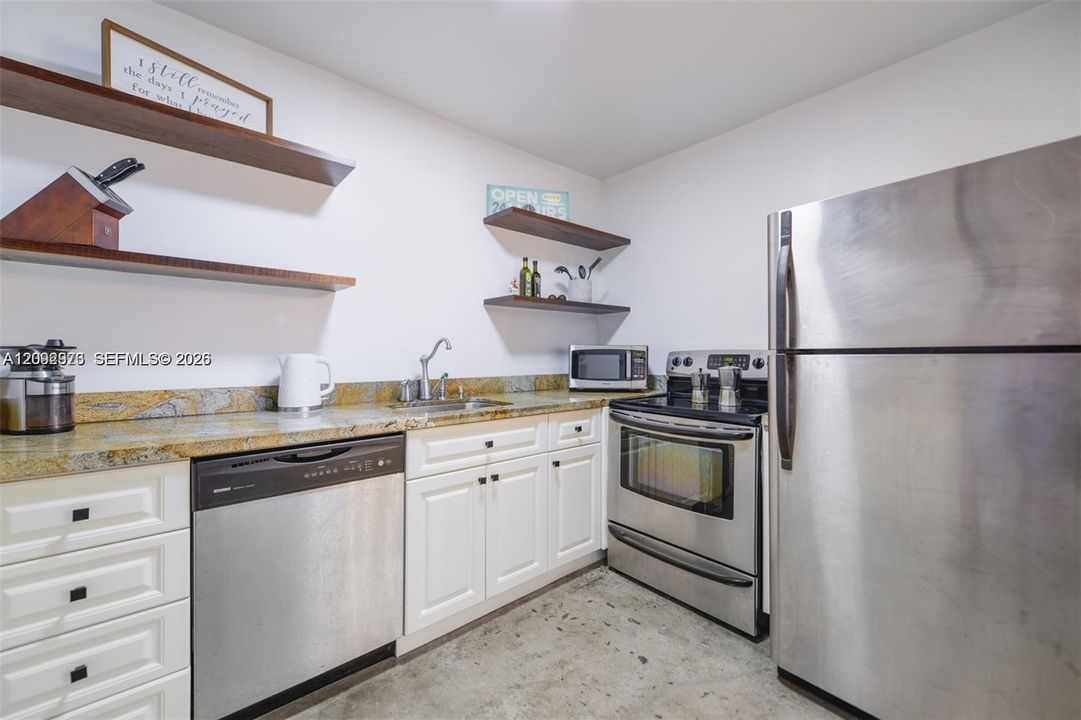 В аренду: $2,900 (1 спален, 1 ванн, 785 Квадратных фут)