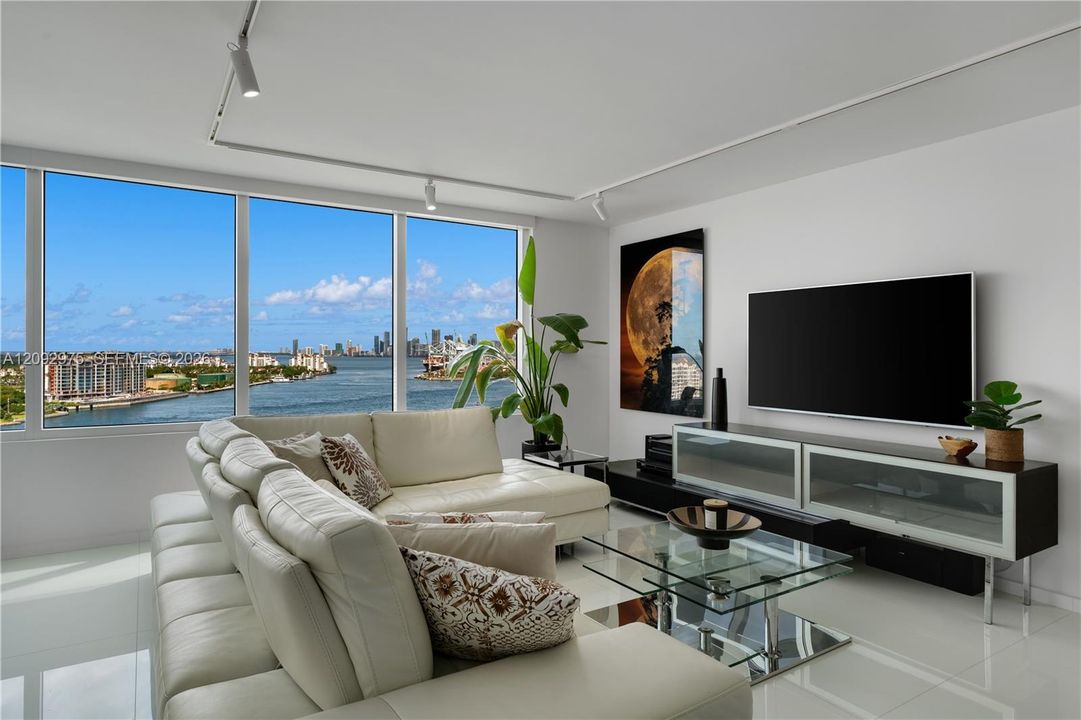 En Venta: $1,649,900 (2 camas, 2 baños, 1042 Pies cuadrados)