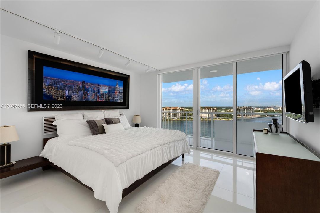 En Venta: $1,649,900 (2 camas, 2 baños, 1042 Pies cuadrados)