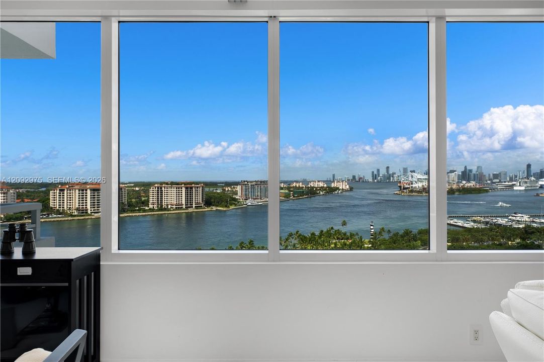 En Venta: $1,649,900 (2 camas, 2 baños, 1042 Pies cuadrados)