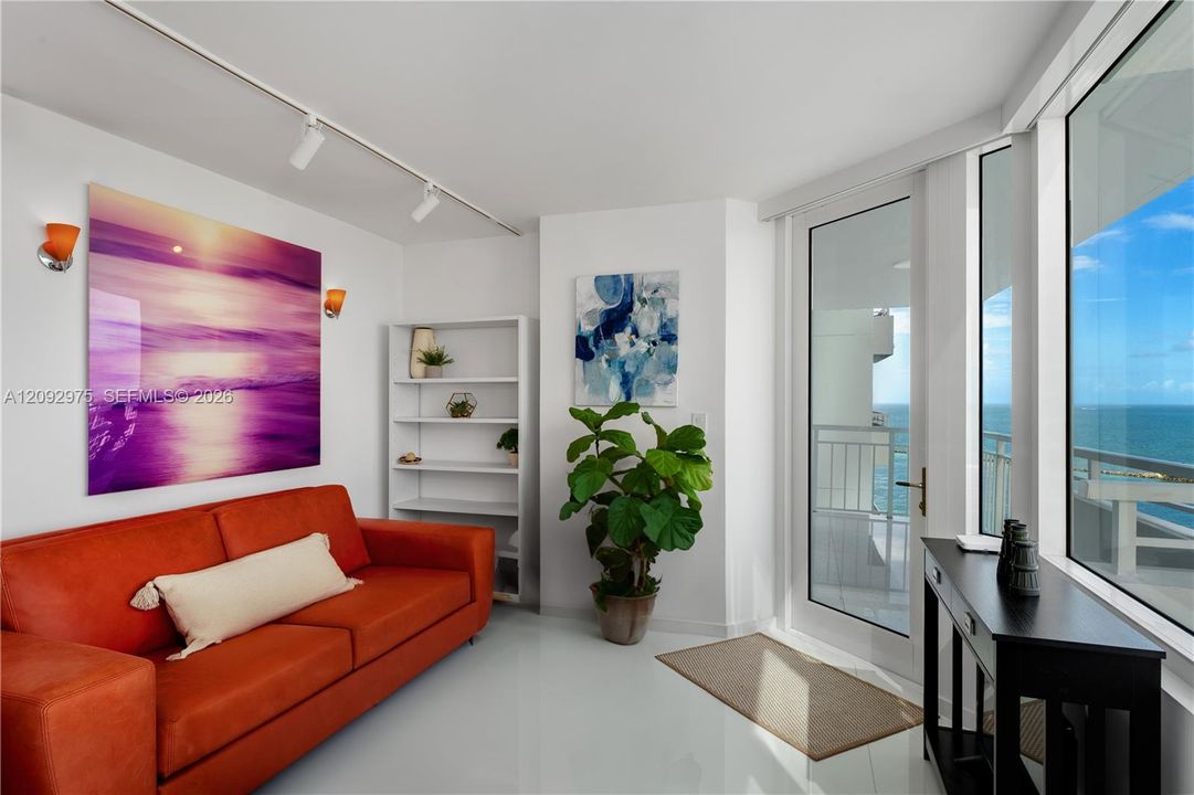 En Venta: $1,649,900 (2 camas, 2 baños, 1042 Pies cuadrados)