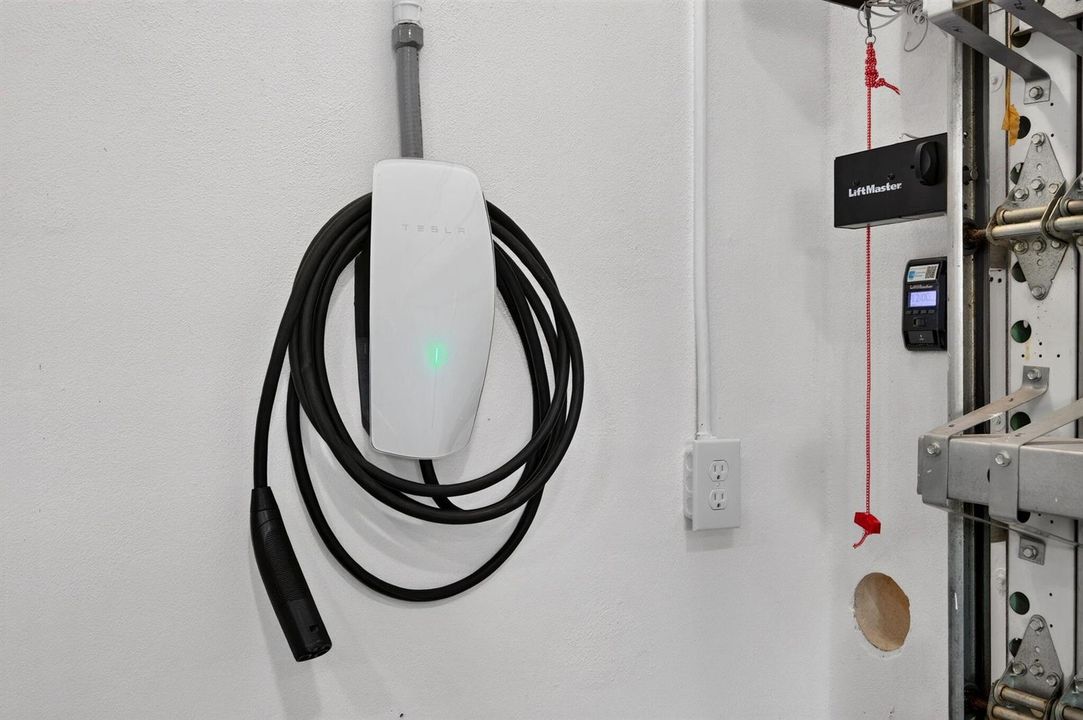 Tesla Charger